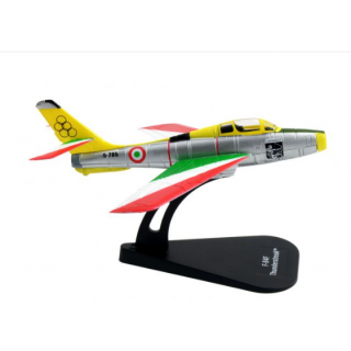 Italeri: 1:100 F-84F Thunderstreak